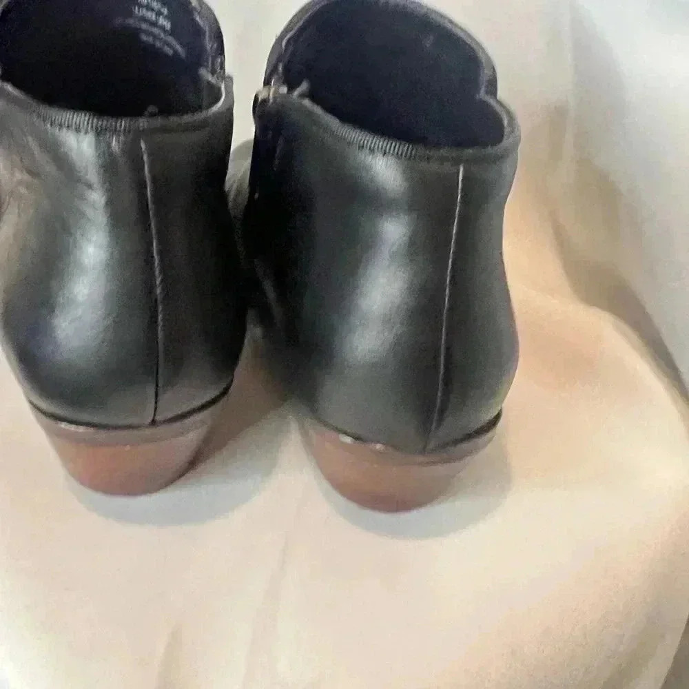 Crown Vintage Tabitha Leather Booties size 7.5 m - Picture 3 of 7